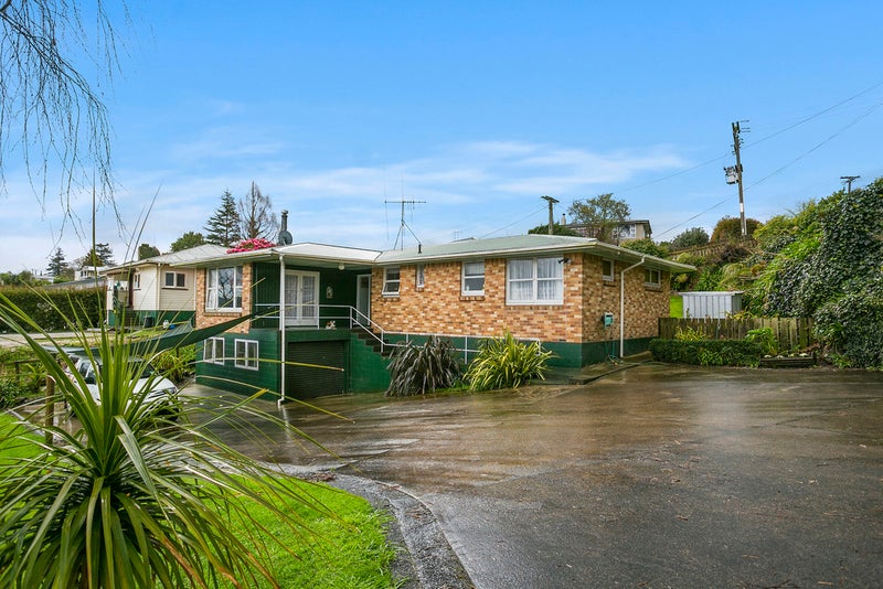 79 Gradara Avenue, Otorohanga, Otorohanga - Carousel 2