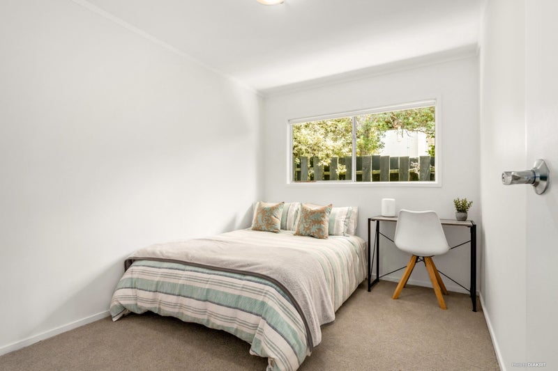 7 Lush Avenue, Saint Johns, Auckland - Carousel 21