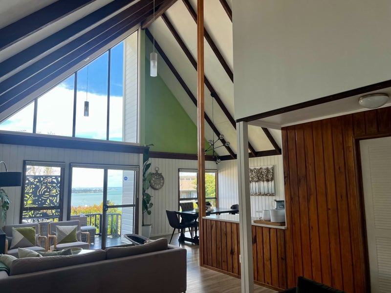 8B Himalaya Crescent, Lynfield, Auckland - Carousel 2