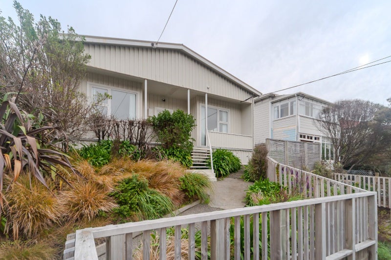 16 Florence Street, Newtown, Wellington - Carousel 2