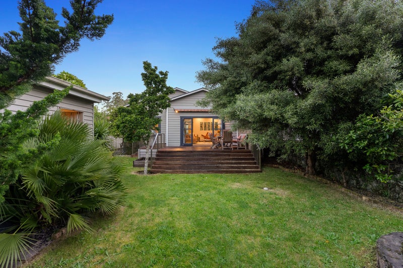37 Elizabeth Street, Mount Eden, Auckland - Carousel 1