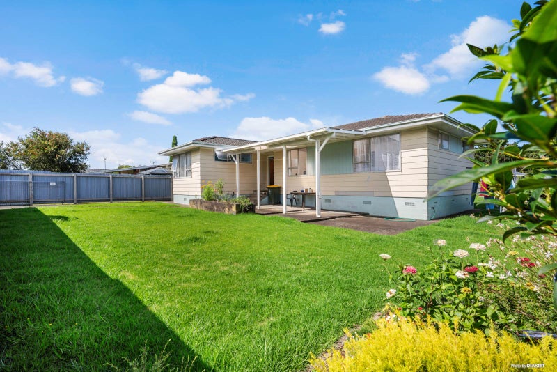 42 Henwood Road, Mangere East, Auckland - Carousel 2
