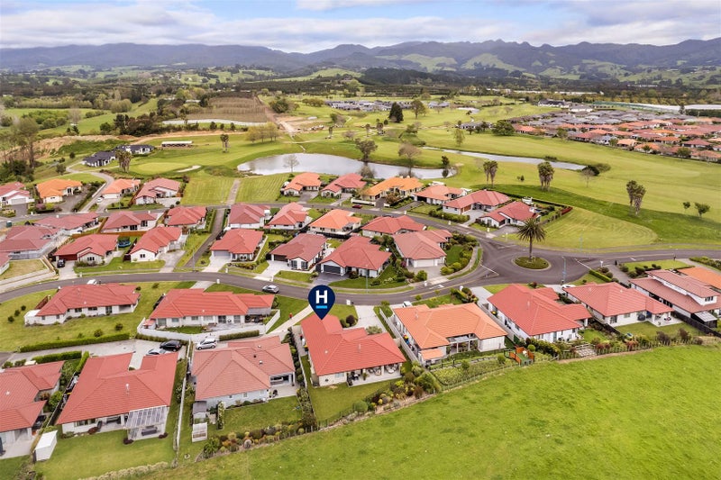 9 Carnoustie Place, Katikati - Carousel 16