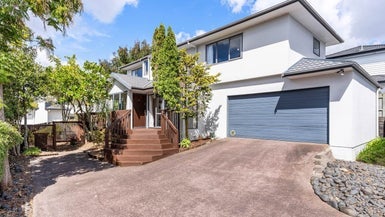 2/66 Spencer Road, Pinehill, Auckland - Carousel 1