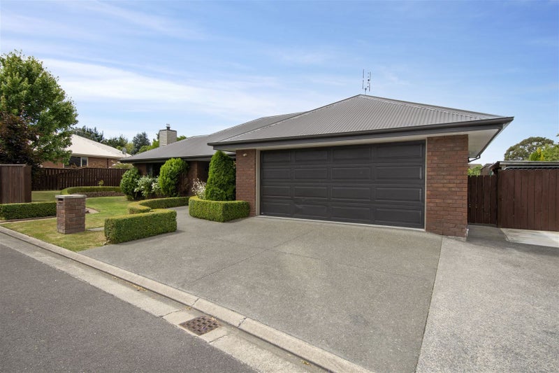 4 Hillview Place, Amberley, Amberley - Carousel 2