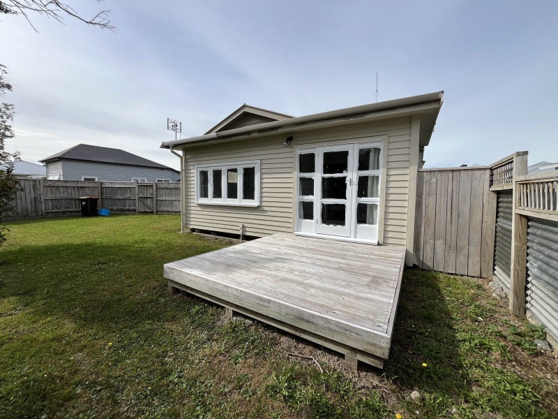 100 Ferguson Street, West End, Palmerston North - Carousel 15