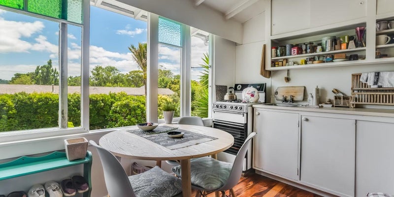 1/29 Emmett Street, Herne Bay, Auckland - Carousel 2