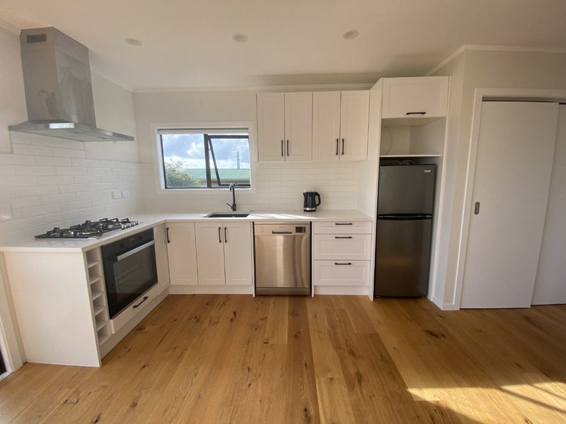 43 Everard Avenue, Army Bay, Whangaparaoa - Carousel 1