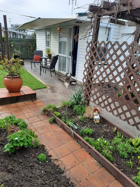 5 Osprey Street, Pakuranga, Auckland - Carousel 1