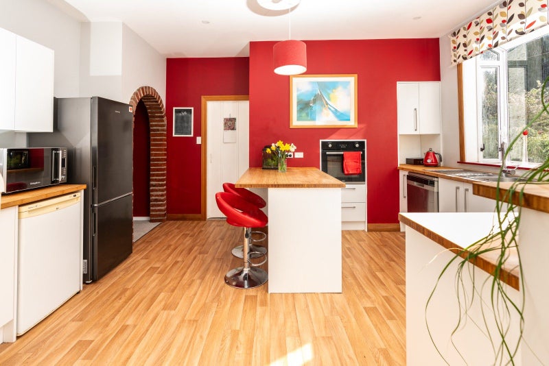 1 Iwi Street, Ngaio, Wellington - Carousel 2