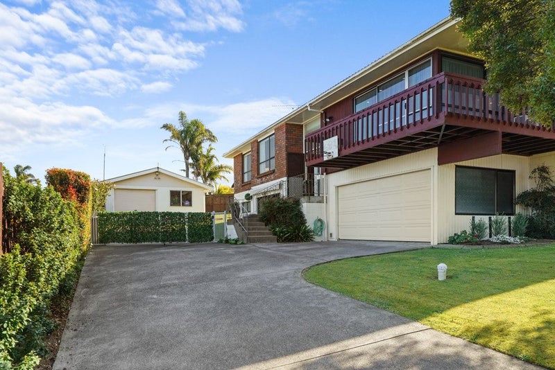 44 Norman Lesser Drive, Saint Johns, Auckland - Carousel 2