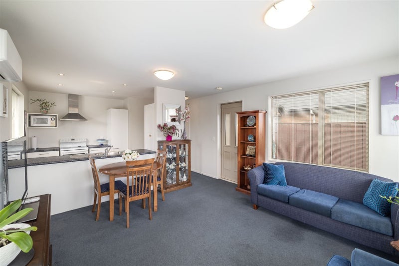 1/1 Blairdon Place, Bishopdale, Christchurch - Carousel 2