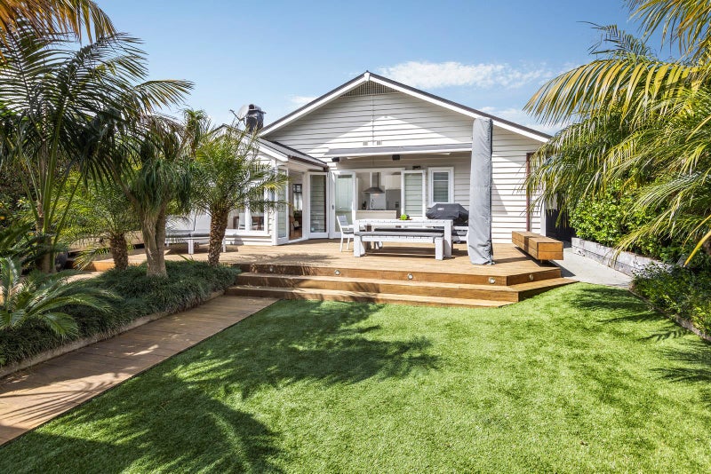22 Warwick Avenue, Westmere, Auckland - Carousel 2