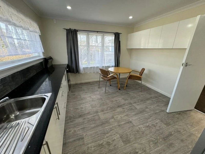 53 Panorama Road, Mount Wellington, Auckland - Carousel 2