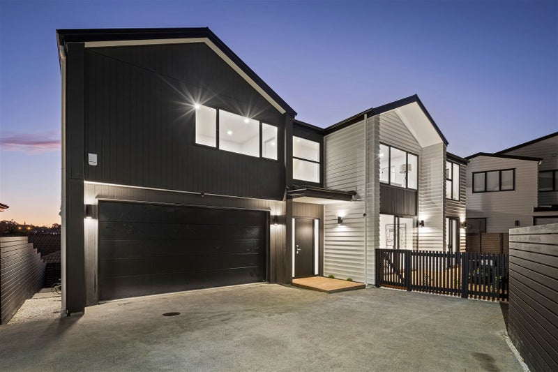 3/5 Lemon Grove Lane, Greenhithe, Auckland - Carousel 1