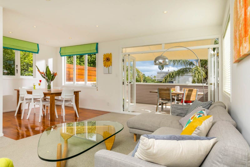 1/61 Sunrise Avenue, Murrays Bay, Auckland - Carousel 28