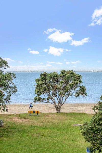 17/87 Clyde Road, Browns Bay, Auckland - Carousel 1