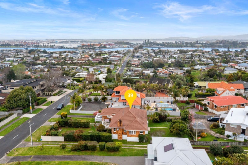 39 Pillans Road, Otumoetai, Tauranga - Carousel 2