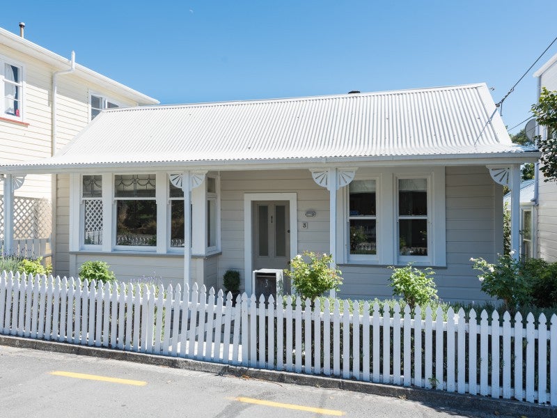 3 Moir Street, Mount Victoria, Wellington - Carousel 1