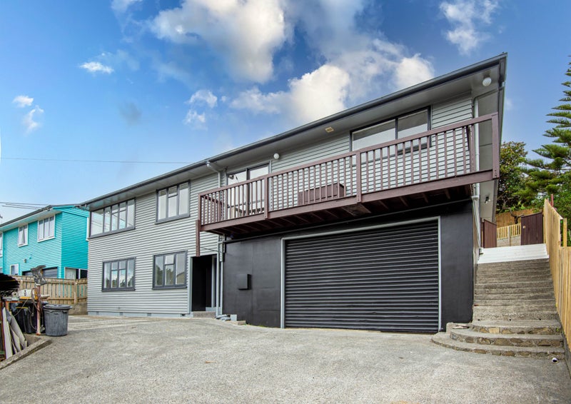 141 Champion Street, Cannons Creek, Porirua - Carousel 2