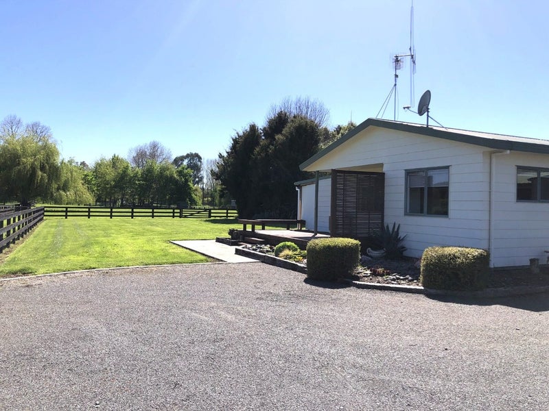 372 Pickering Road, Tamahere, Hamilton - Carousel 2