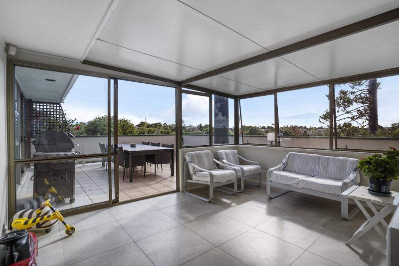 72 Clark Road, Pahurehure, Papakura - Carousel 2