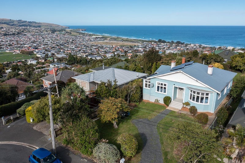 21 Dornoch Street, Kew, Dunedin - Carousel 1