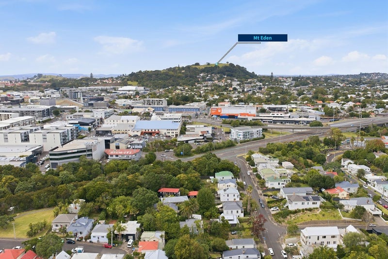 11 Copeland Street, Eden Terrace, Auckland - Carousel 23