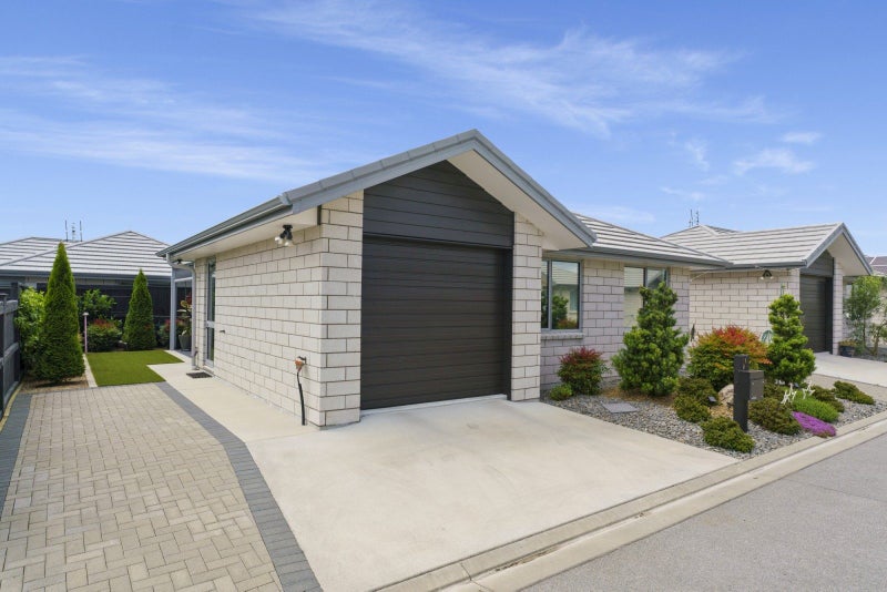 1 LANCE WAY, Papamoa, Tauranga - Carousel 1
