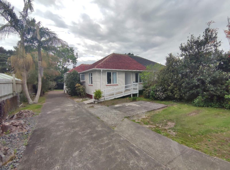 1 Rata Street, Upper Vogeltown, New Plymouth - Carousel 2