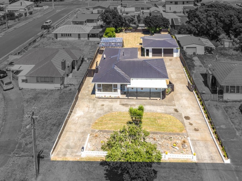 27 Hood Street, Castlecliff, Whanganui - Carousel 2