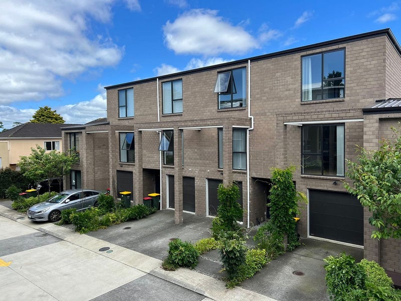 1131E New North Road, Mount Albert, Auckland - Carousel 2