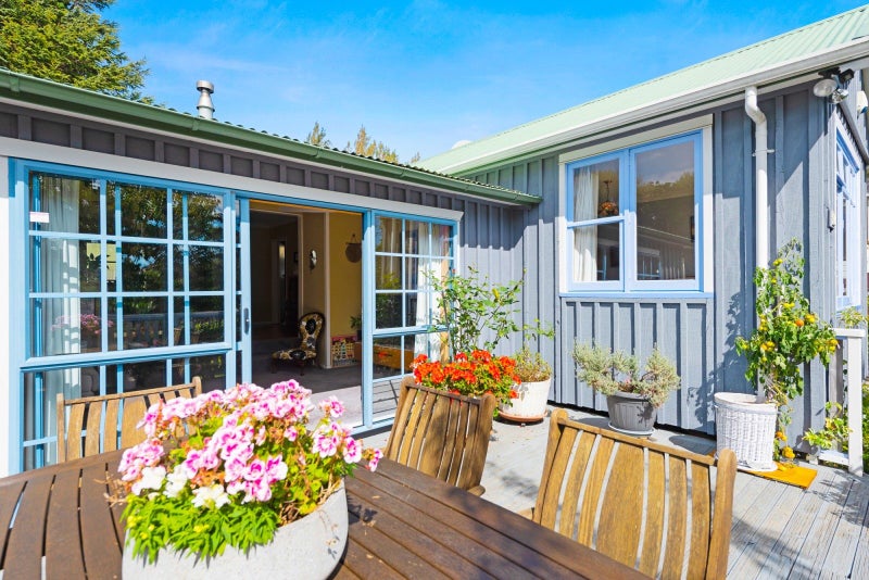 17 Dale Road, Raumati South, Paraparaumu - Carousel 2