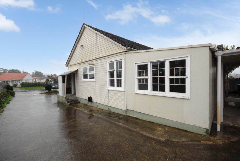 9A Youth Street, Mount Roskill, Auckland - Carousel 12