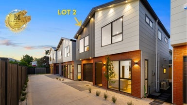 10B Baringa Place, Botany Downs, Auckland - Carousel 1