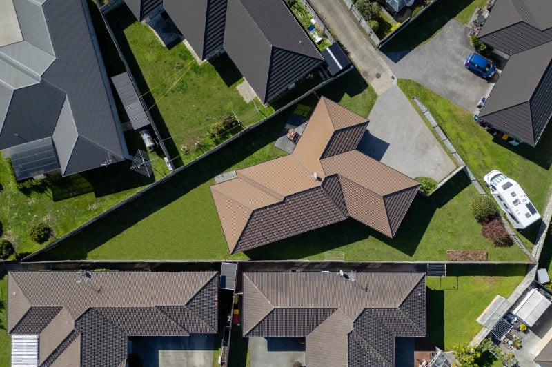 63 Aquila Crescent, Rototuna North, Hamilton - Carousel 24