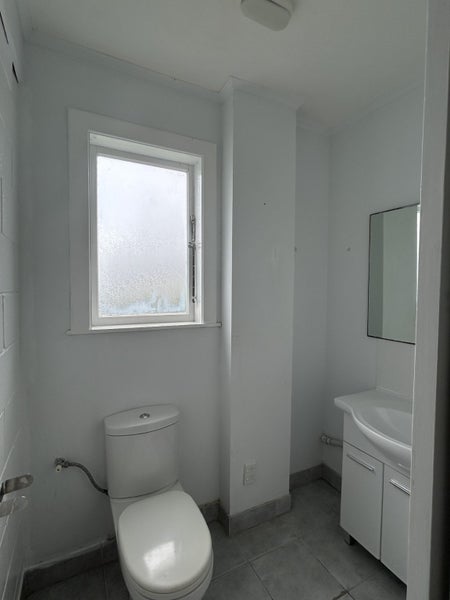 11 Waru Street, Khandallah, Wellington - Carousel 2