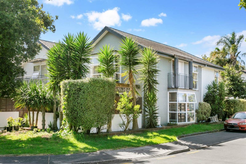 71 The Track, Takanini, Auckland - Carousel 17