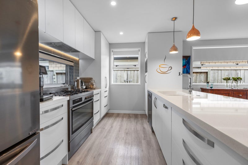 20 Marion Crescent, Papamoa Beach, Papamoa - Carousel 2