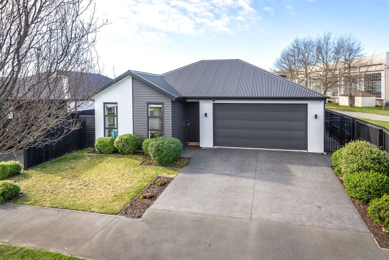 25 MUSTANG AVENUE, Wigram, Christchurch - Carousel 2