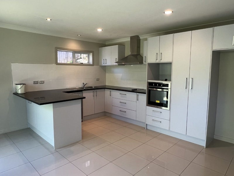 111A Triangle Road, Massey, Auckland - Carousel 2