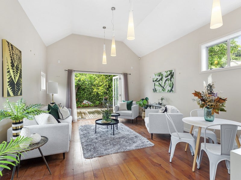 121 Aro Street, Aro Valley, Wellington - Carousel 2