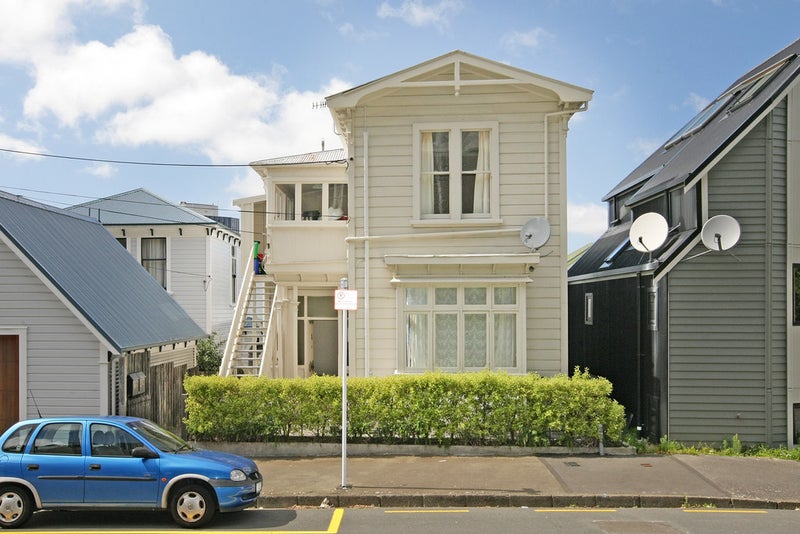 133 Grant Road, Thorndon, Wellington - Carousel 1