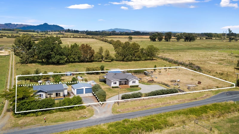 151 Hooper Road, Eureka - Carousel 2