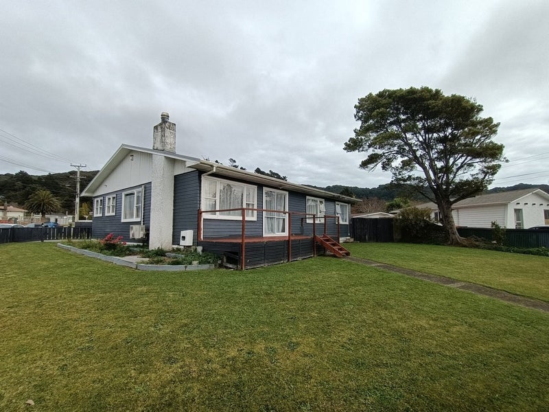 4 Rata Street, Wainuiomata, Lower Hutt - Carousel 1