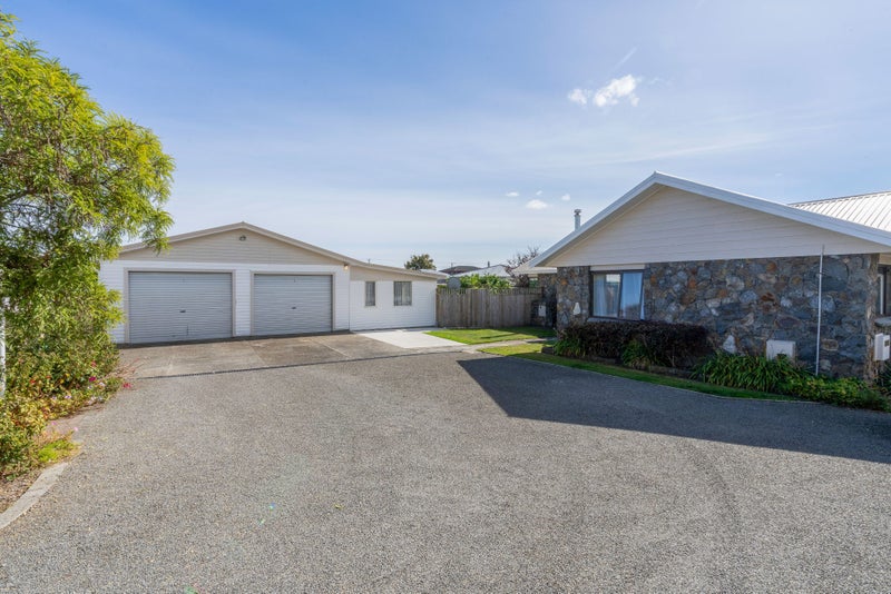 102A Queen Street West, Levin, Levin - Carousel 24
