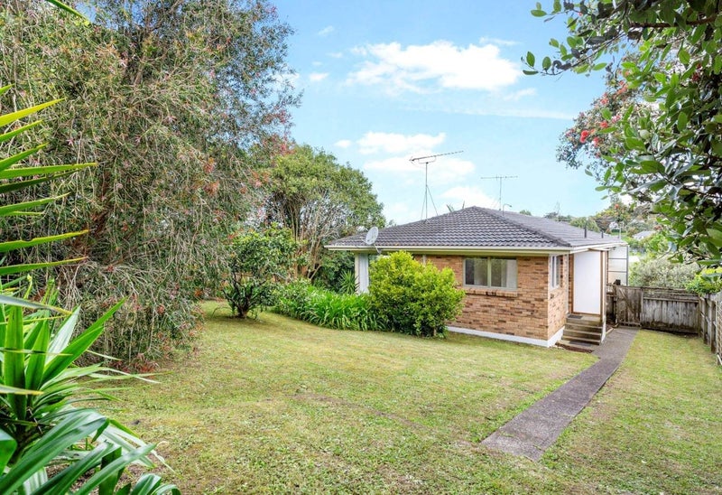 2/17 Lingfield Street, Glenfield, Auckland - Carousel 2