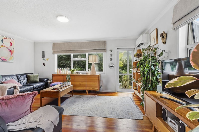 2/74 Creswick Terrace, Northland, Wellington - Carousel 2