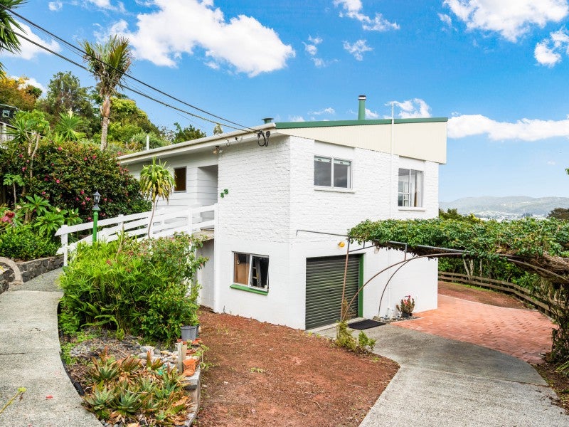 12 Clotworthy Crescent, Onerahi, Whangarei - Carousel 2