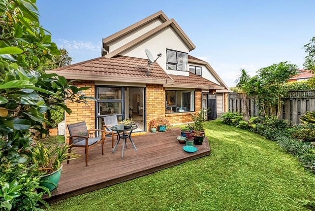 10A Rewi Road, Royal Oak, Auckland - Carousel 1